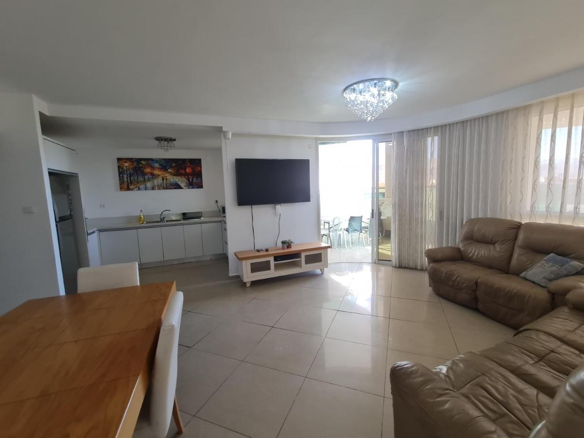 Luxury Exclusive Top Class Apartments Near The Sea With Pool 埃拉特 外观 照片