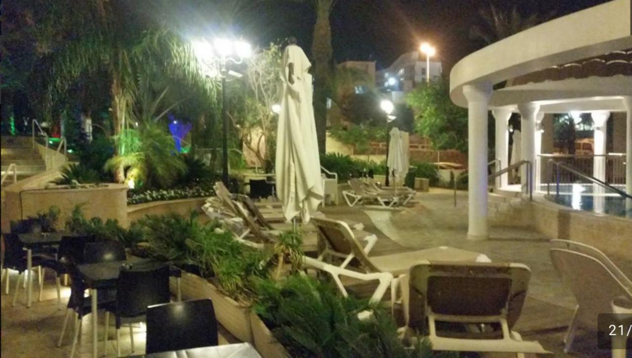 Luxury Exclusive Top Class Apartments Near The Sea With Pool 埃拉特 外观 照片