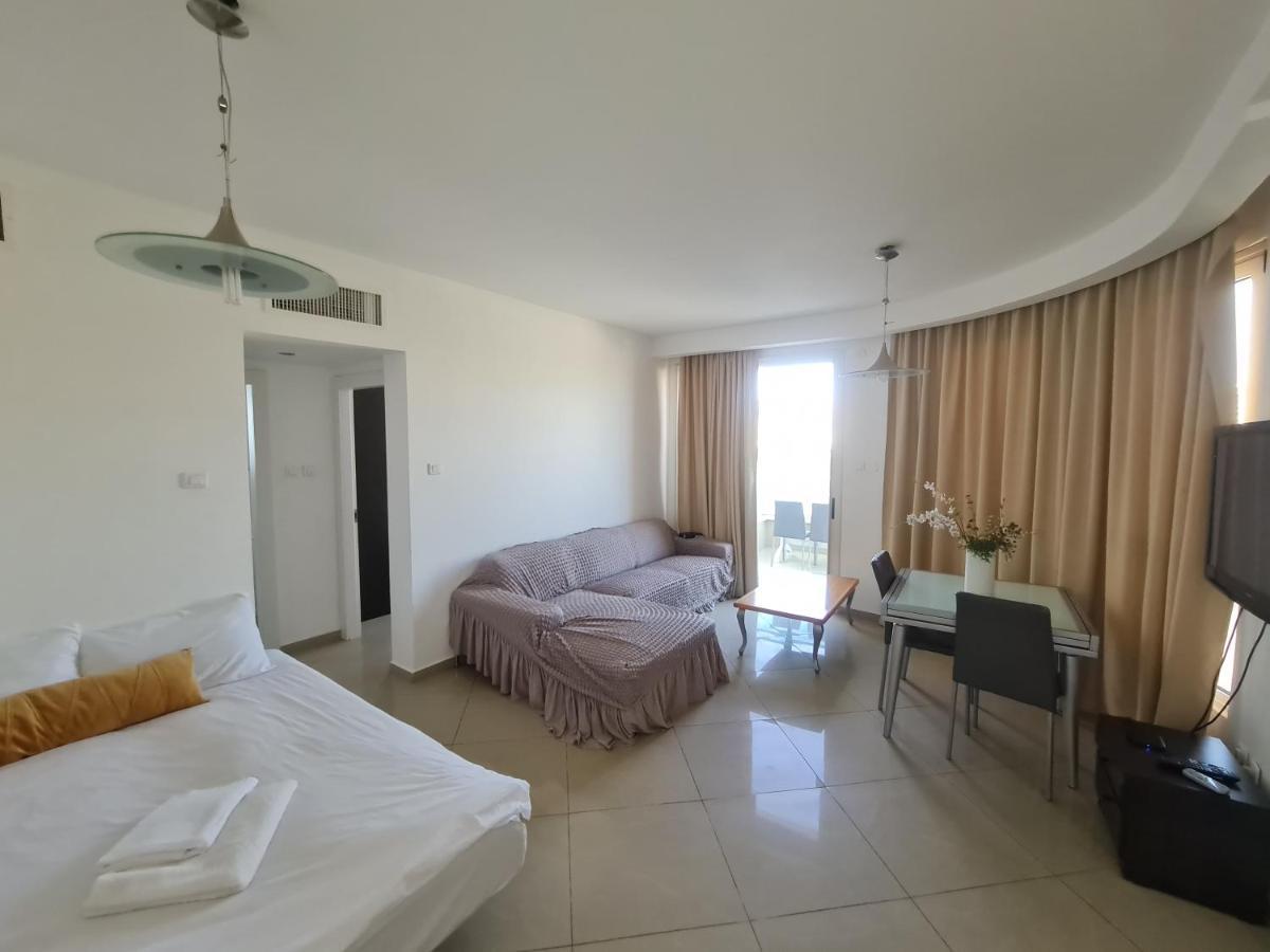 Luxury Exclusive Top Class Apartments Near The Sea With Pool 埃拉特 外观 照片