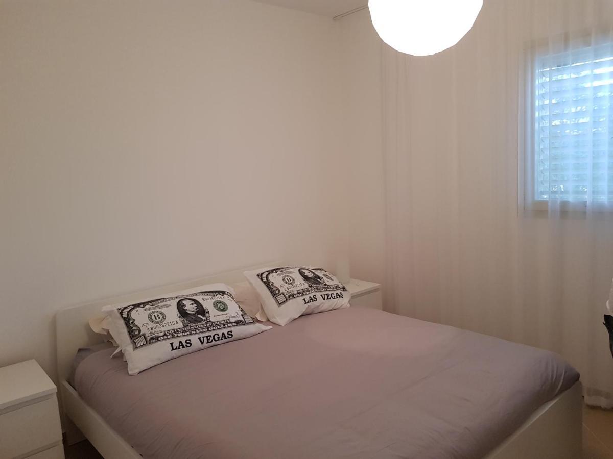 Luxury Exclusive Top Class Apartments Near The Sea With Pool 埃拉特 外观 照片