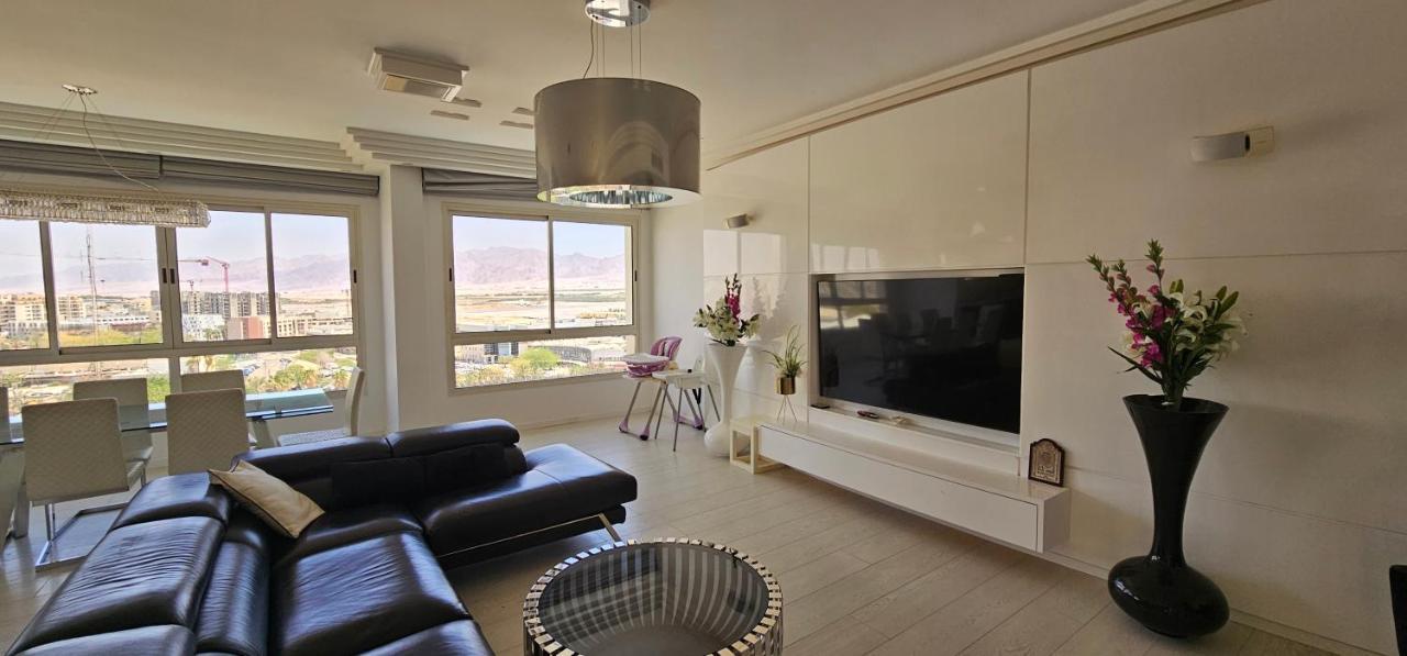 Luxury Exclusive Top Class Apartments Near The Sea With Pool 埃拉特 外观 照片